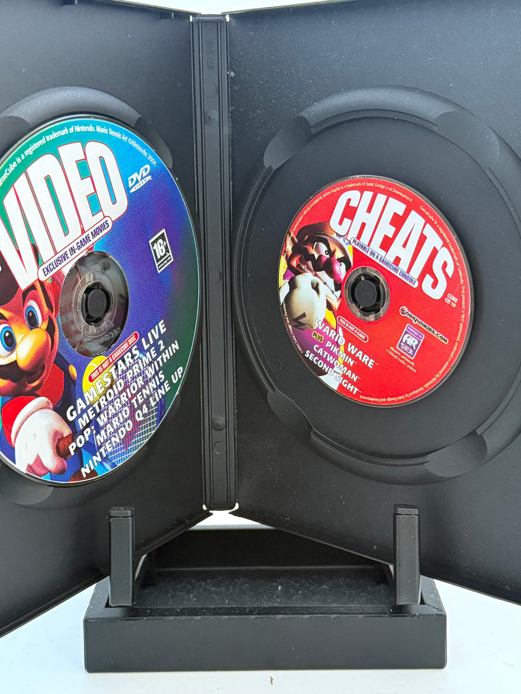 Cube Metroid Prime 2 ECHOES 2 DISCS CHEATS AND WALKTHROUGHS - Gamecube
