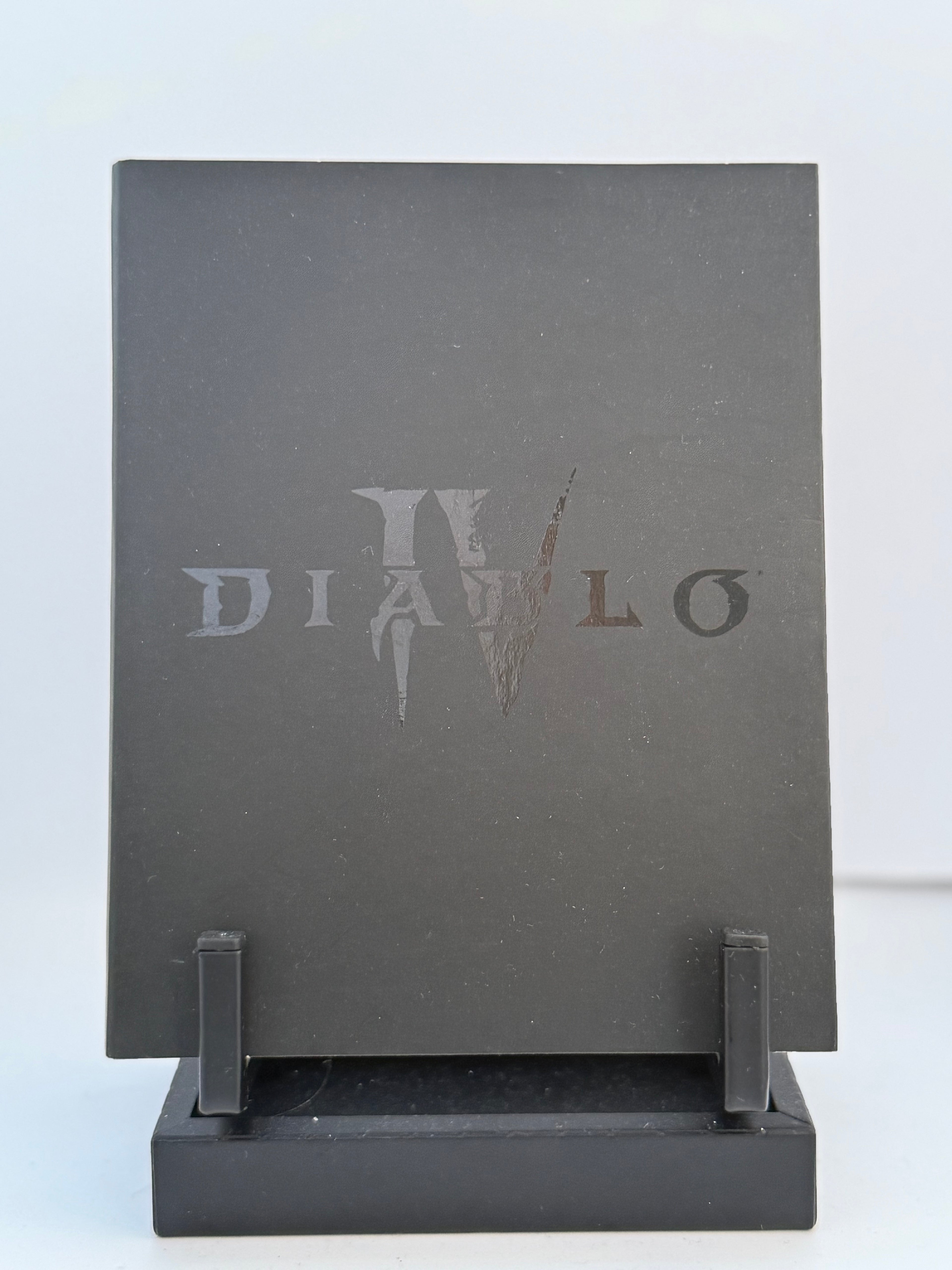 Diablo IV boekje en kaarten